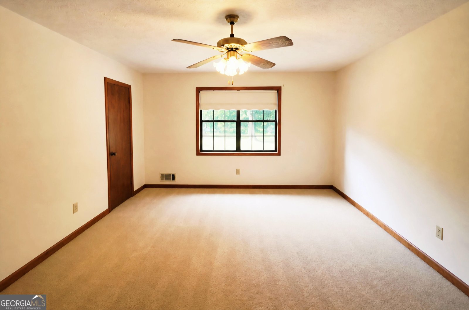 130 Stokes Drive Stockbridge - Photo 18
