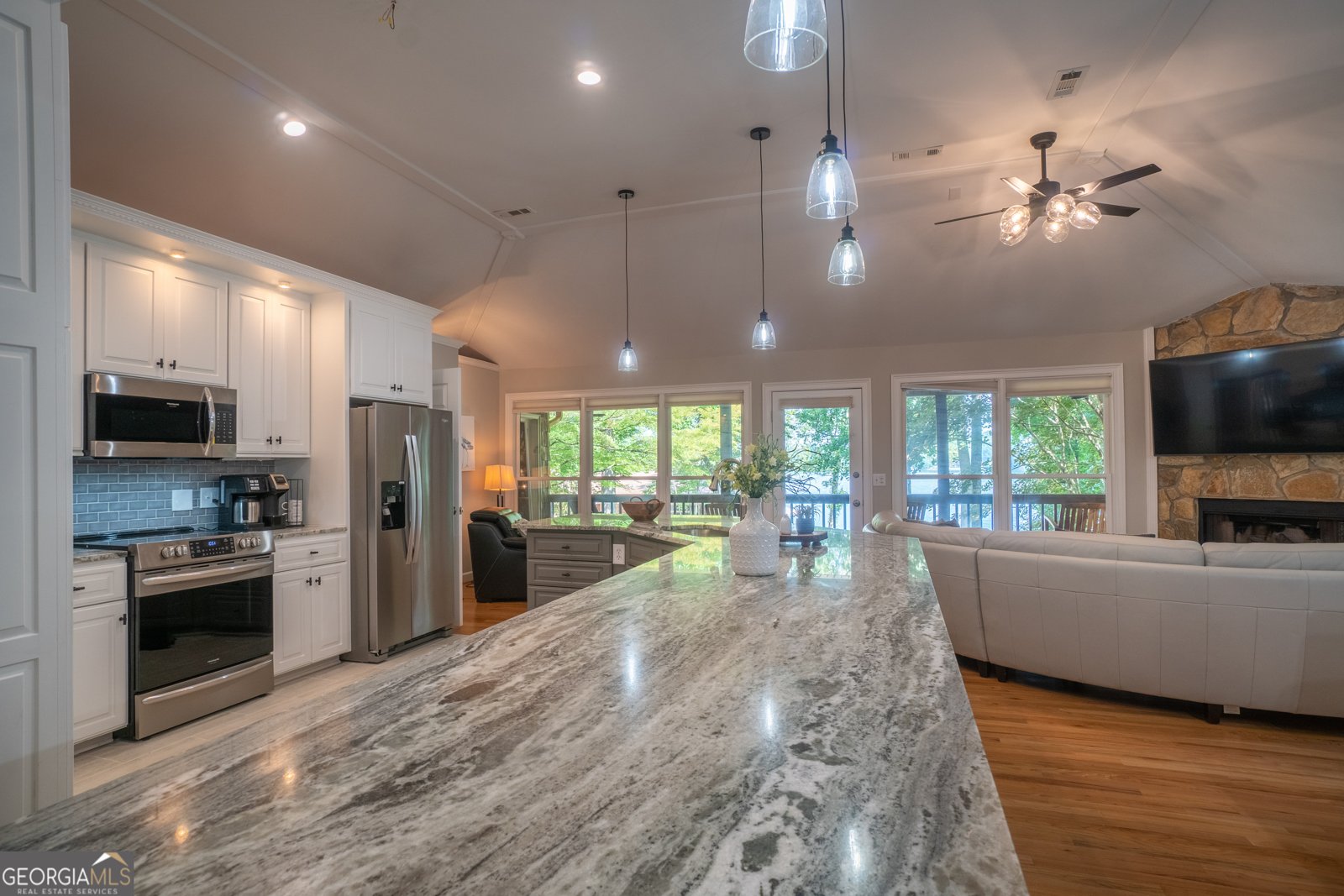 313 Omega Way Hiawassee - Photo 11