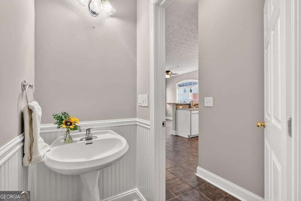 128 Creekwood Drive Woodstock - Photo 17
