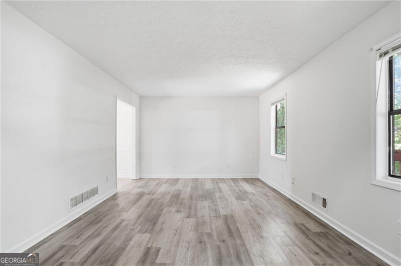 2945 Barrett Court Powder Springs - Photo 13