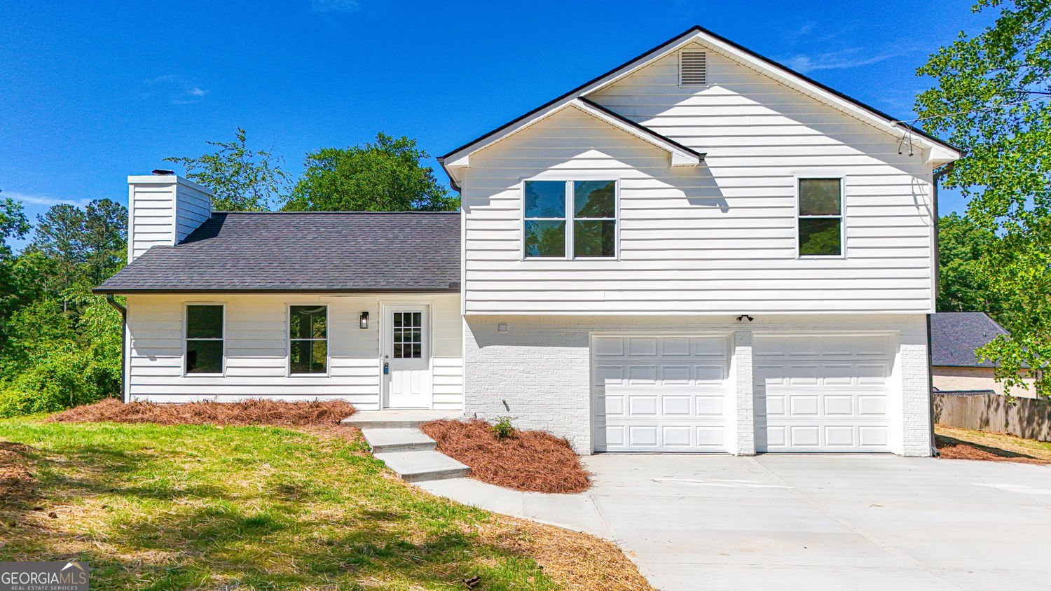4084 Dollar Circle Suwanee - Photo 1