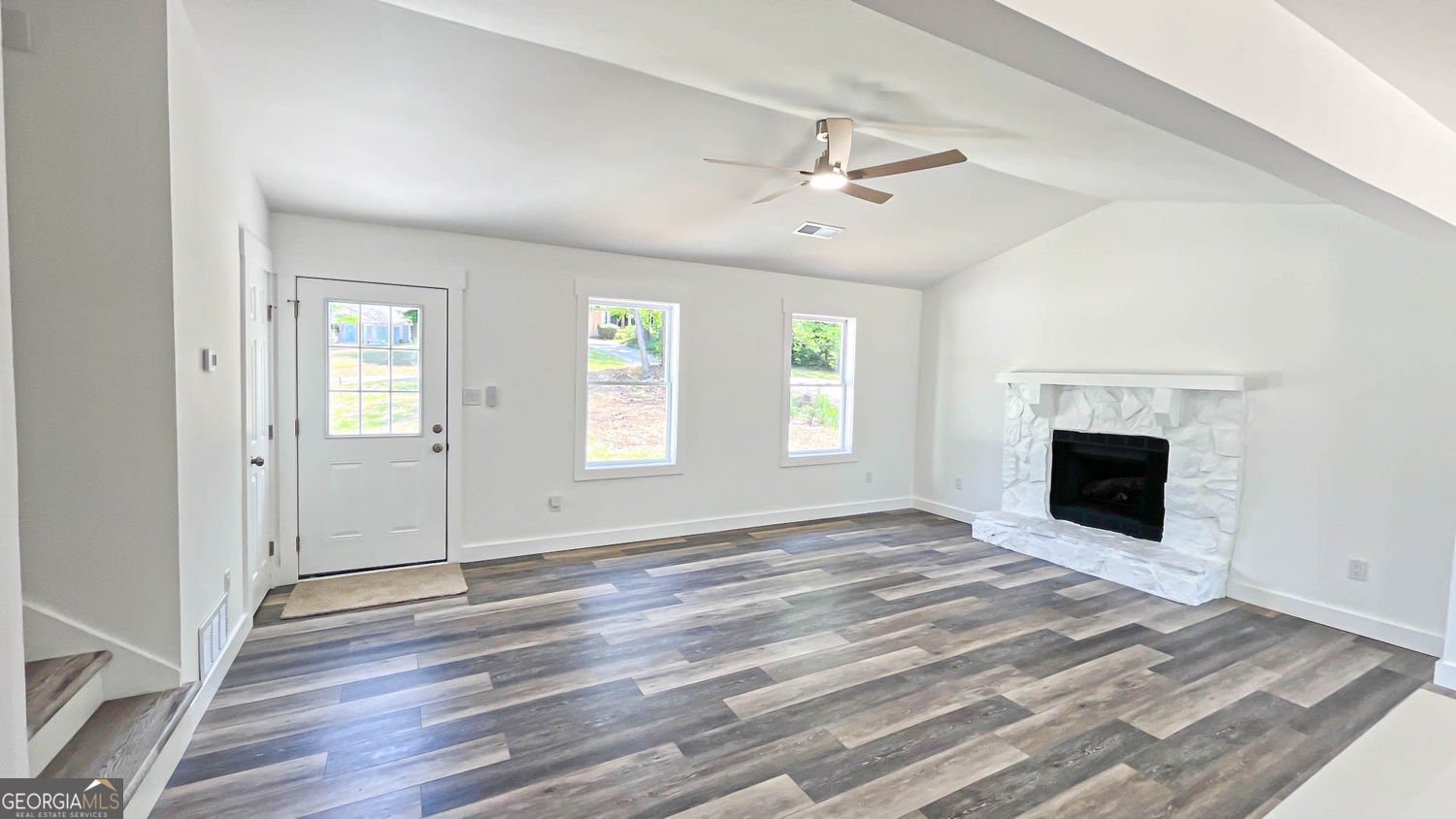 4084 Dollar Circle Suwanee - Photo 8