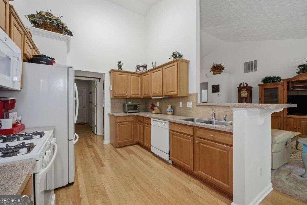 4057 Roslindale Lane Buford - Photo 16