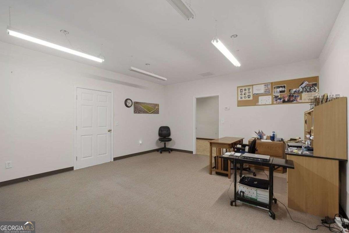 4057 Roslindale Lane Buford - Photo 33