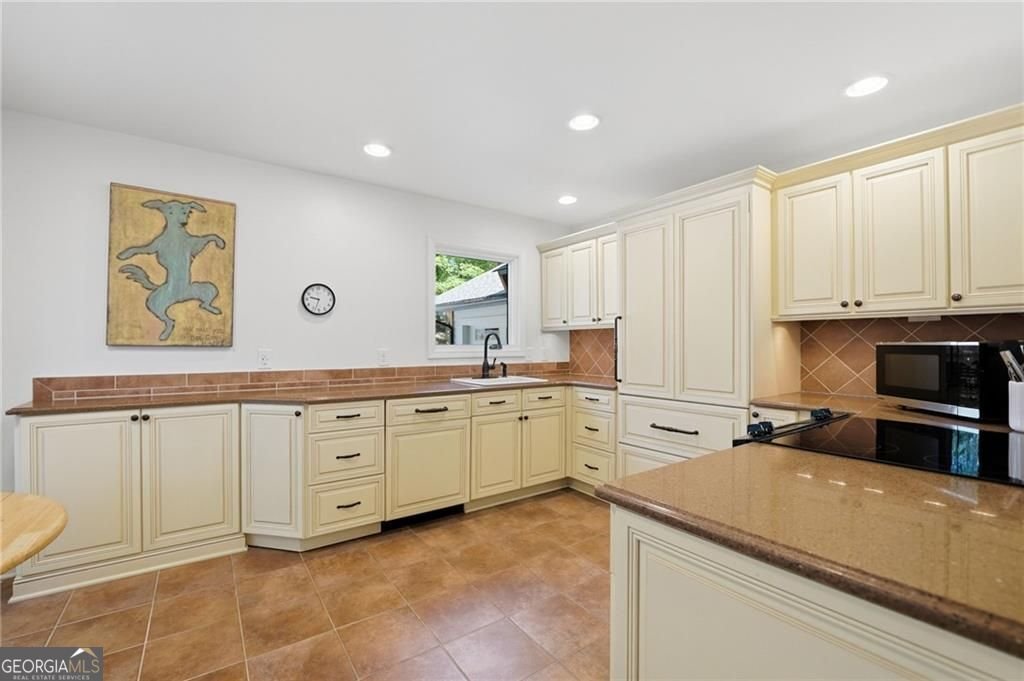 145 Broadwater Court Waleska - Photo 11