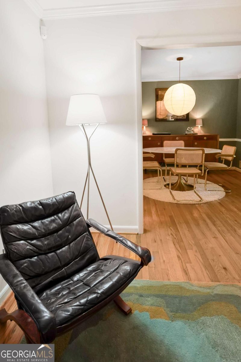 2480 Flair Knoll Drive Atlanta - Photo 11