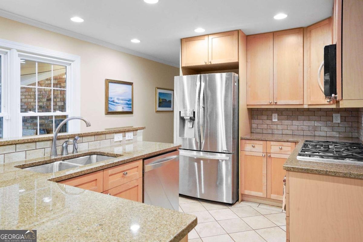 2480 Flair Knoll Drive Atlanta - Photo 16