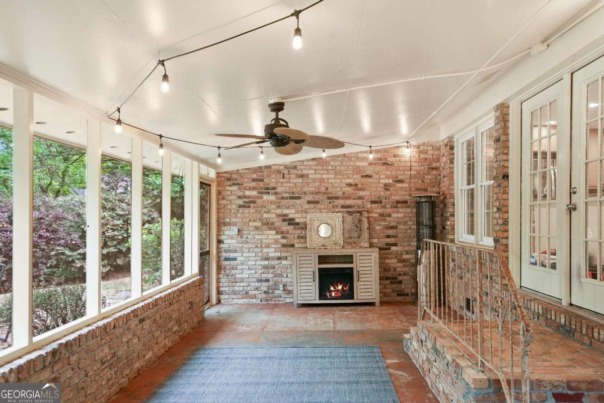 2480 Flair Knoll Drive Atlanta - Photo 25
