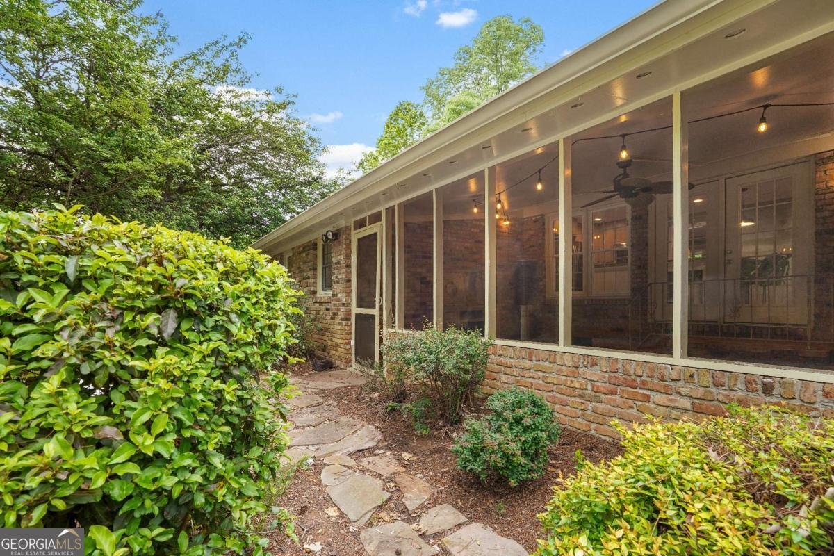 2480 Flair Knoll Drive Atlanta - Photo 41