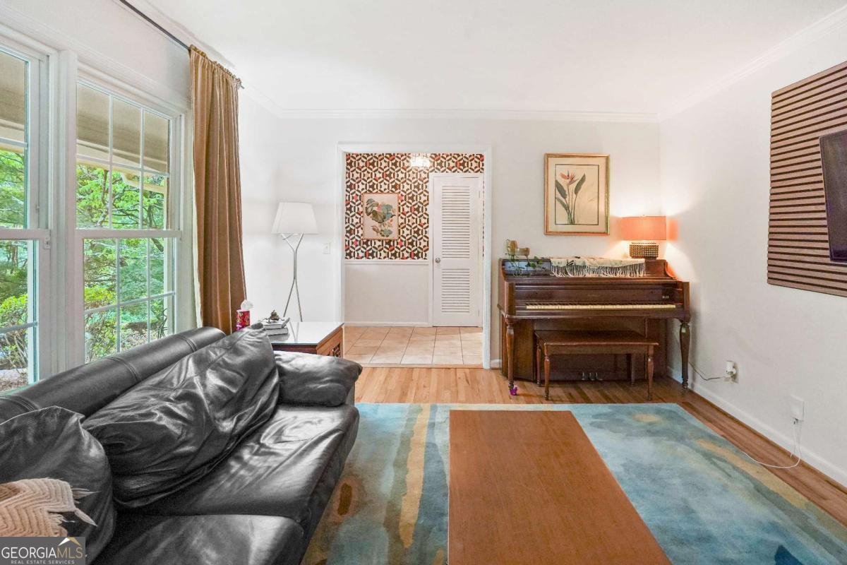 2480 Flair Knoll Drive Atlanta - Photo 7