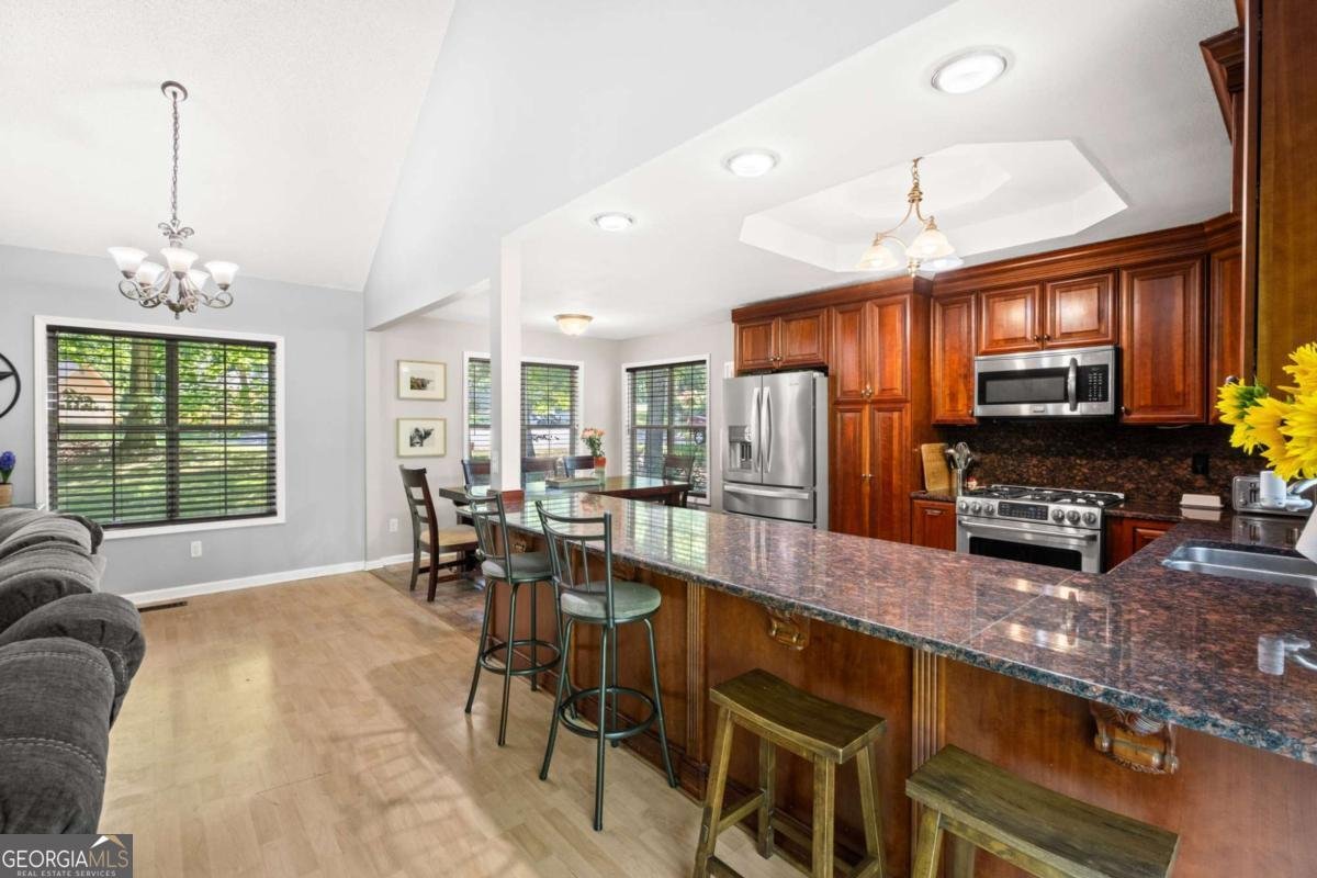 7855 Silversmith Court Cumming - Photo 10