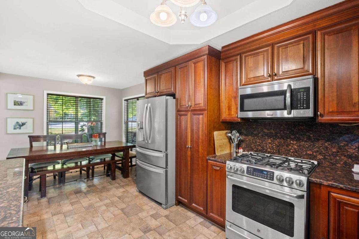 7855 Silversmith Court Cumming - Photo 13