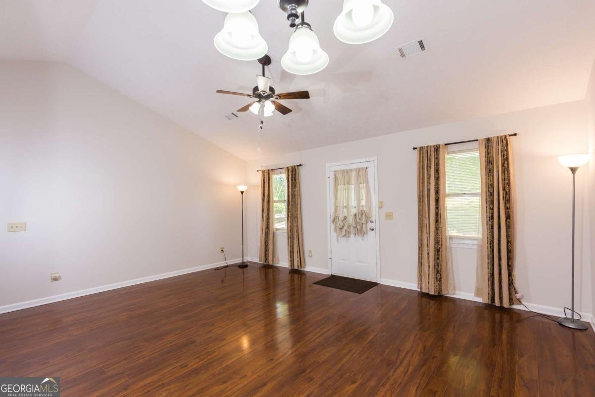 4181 Warren Road Flowery Branch - Photo 9