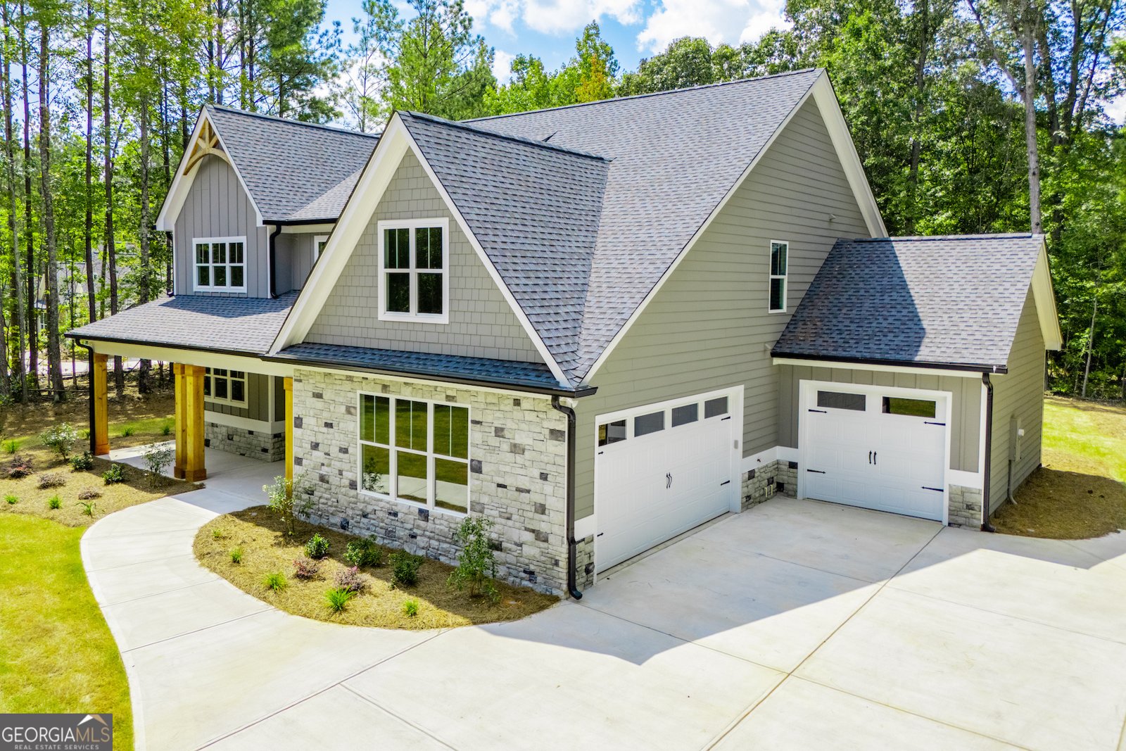 6841 Phillips Mill Road Douglasville - Photo 1