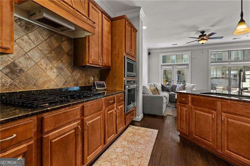 934 Telfair Close Sandy Springs - Photo 10