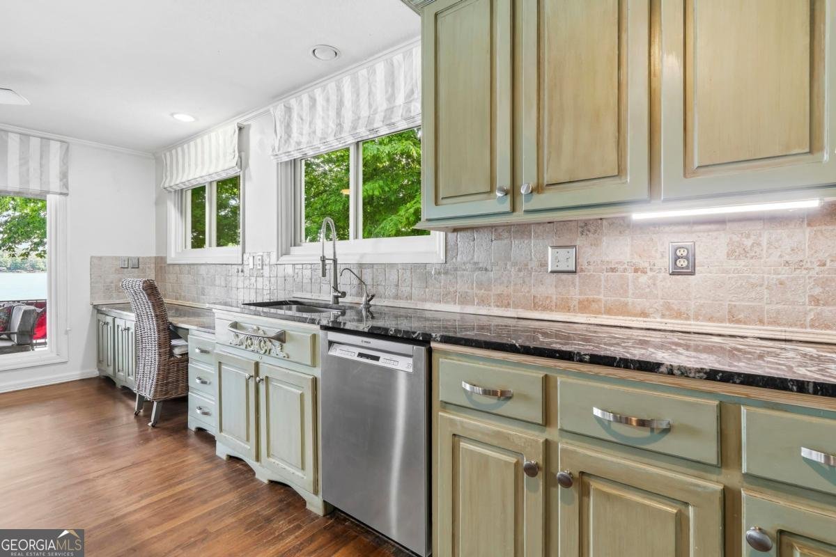 250 Village Court Sparta - Photo 18