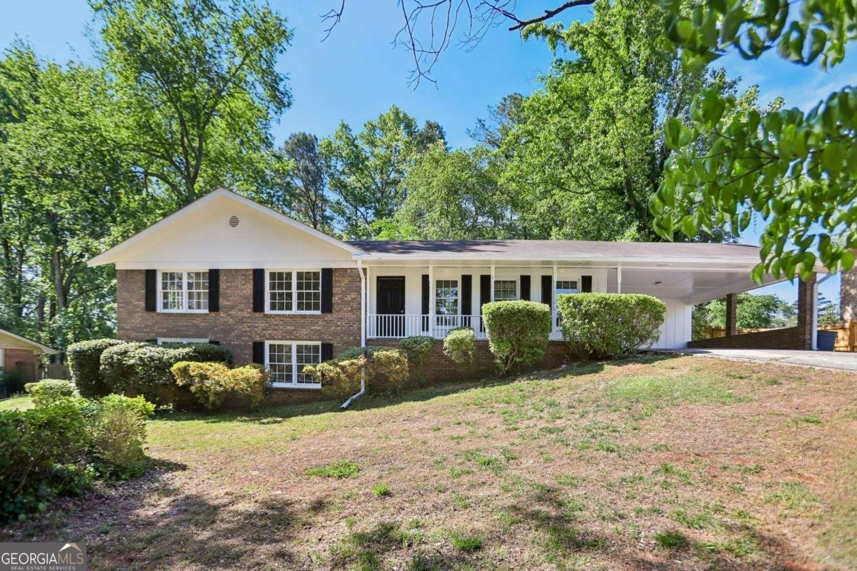 2922 Laura Lane Lithia Springs - Photo 1