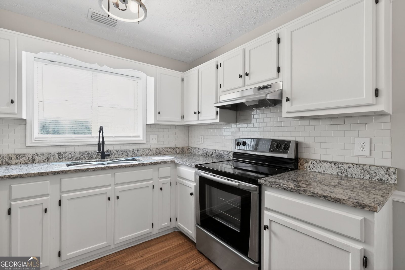 4947 Farmstead Court Woodstock - Photo 12