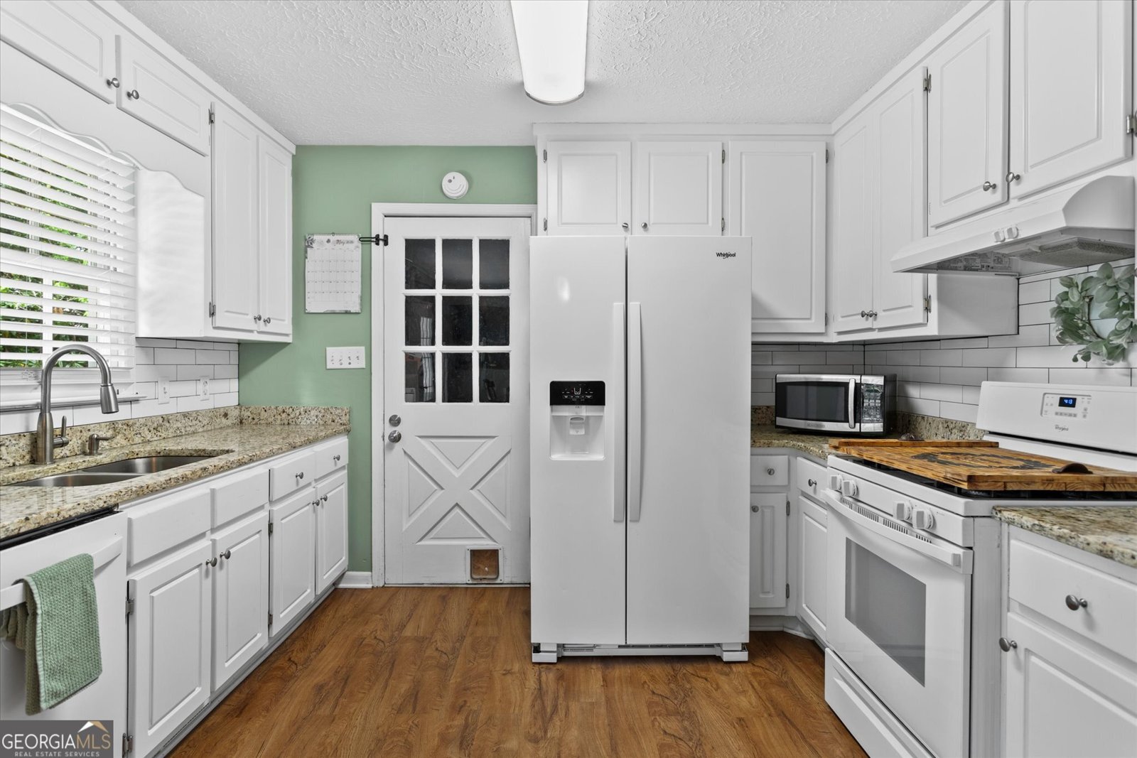 1421 Rainbow Circle Griffin - Photo 25