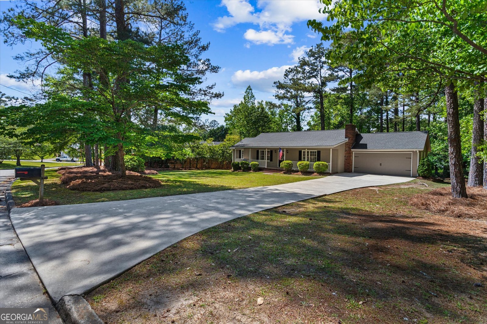 1421 Rainbow Circle Griffin - Photo 6
