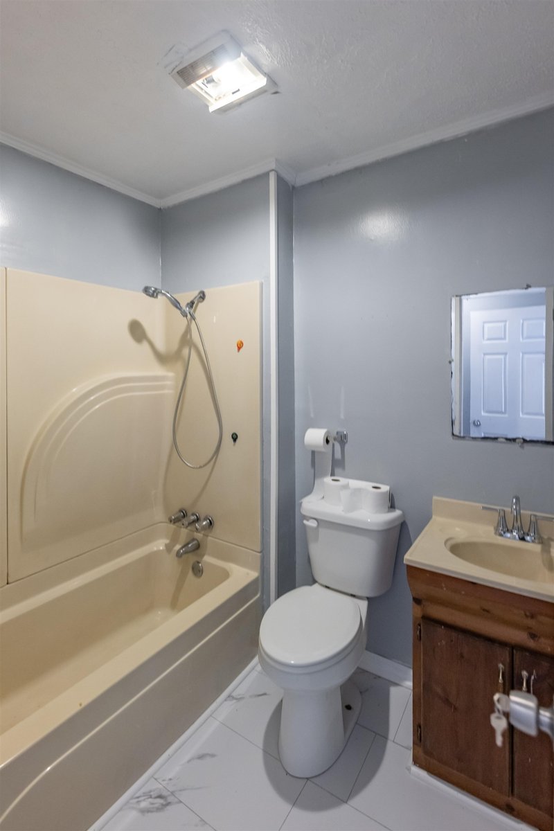 524 Goodrich Avenue Thomaston - Photo 15