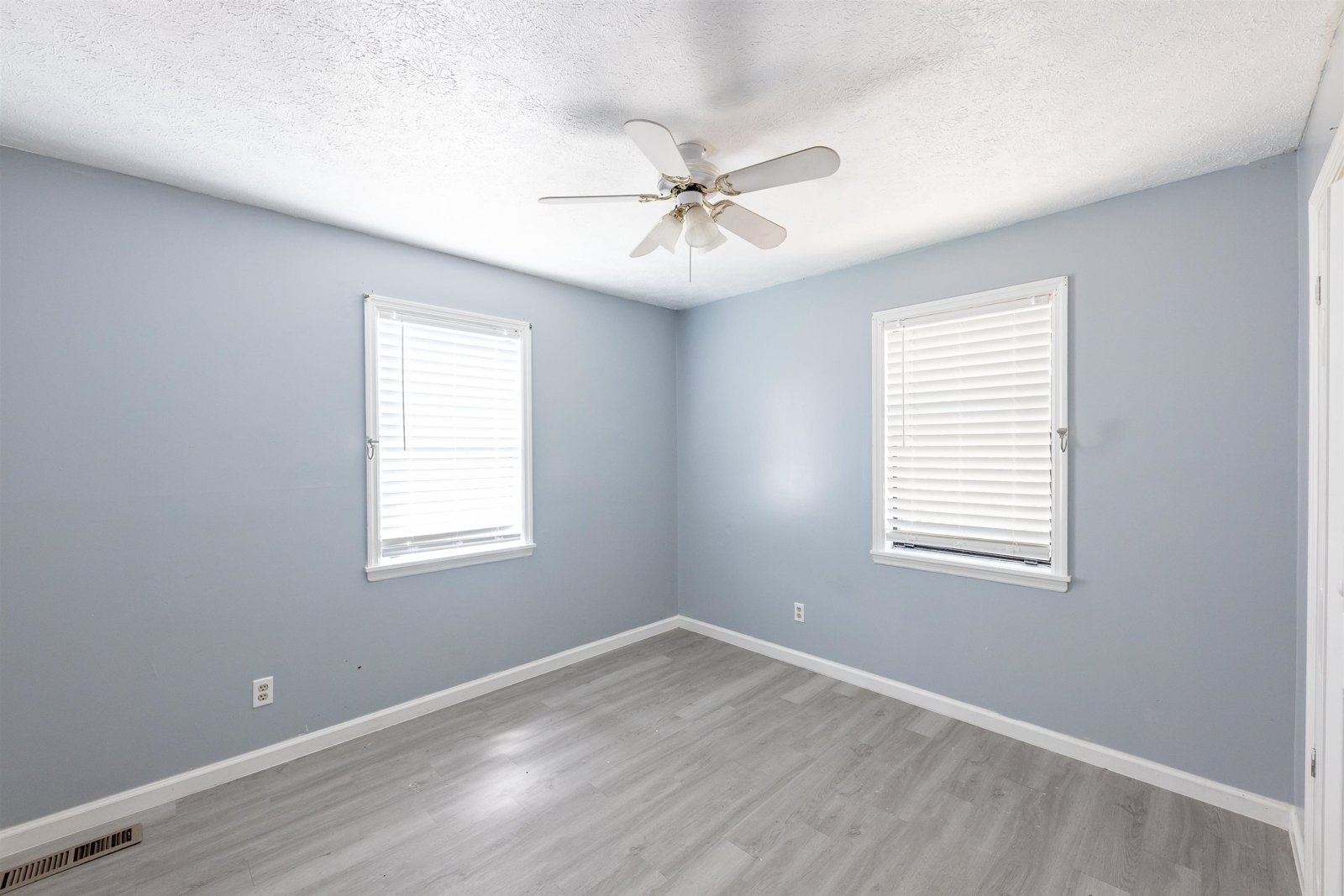 524 Goodrich Avenue Thomaston - Photo 16
