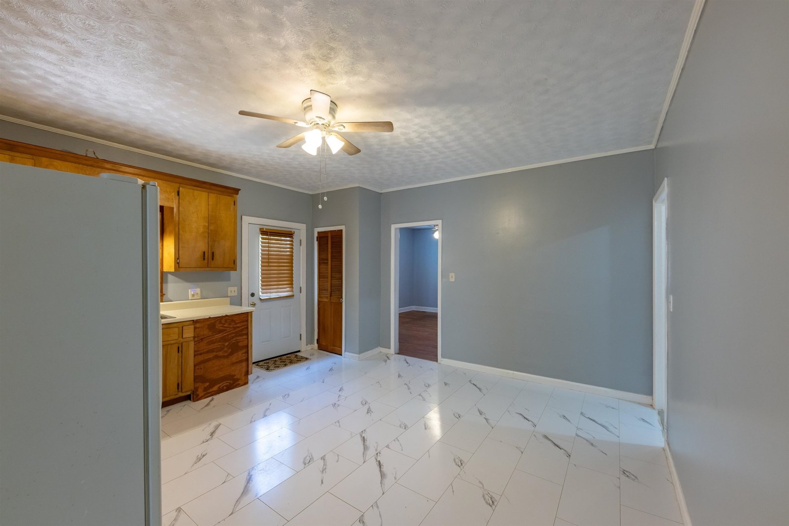 524 Goodrich Avenue Thomaston - Photo 8