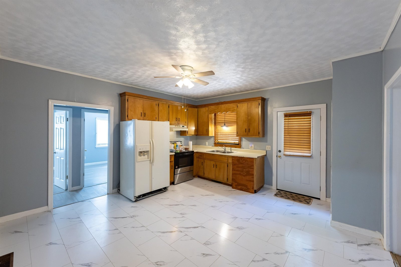 524 Goodrich Avenue Thomaston - Photo 9