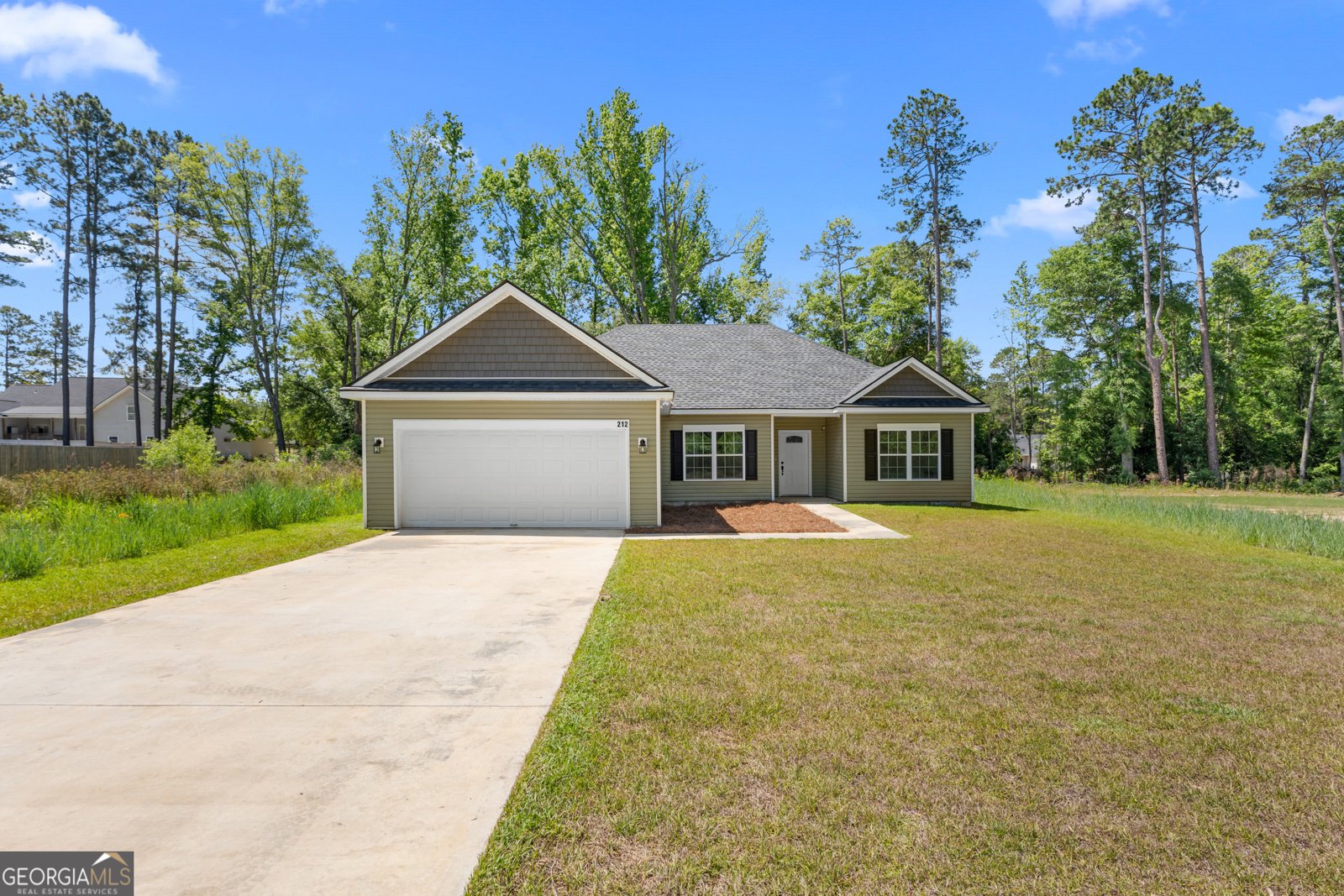 212 Camelia Drive Sylvania - main photo