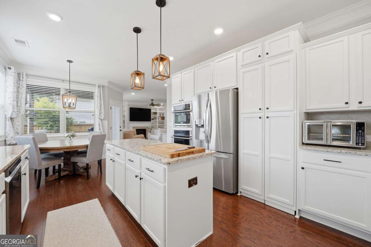 705 Abbotsford Way Woodstock - Photo 35