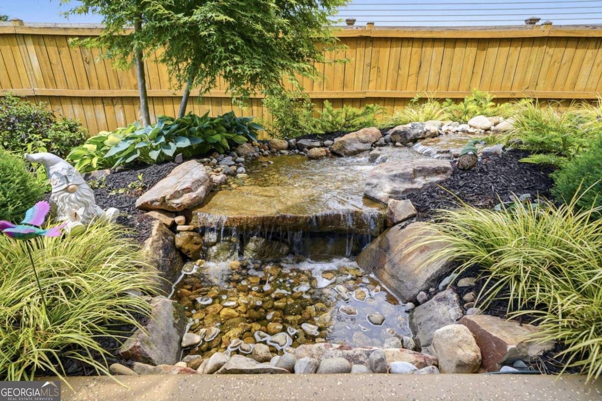 705 Abbotsford Way Woodstock - Photo 38