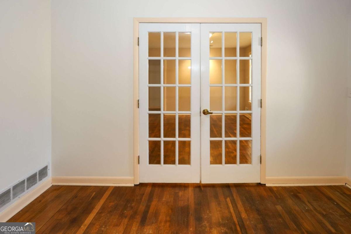 724 King Road Riverdale - Photo 15