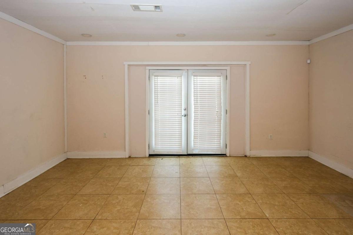 724 King Road Riverdale - Photo 18
