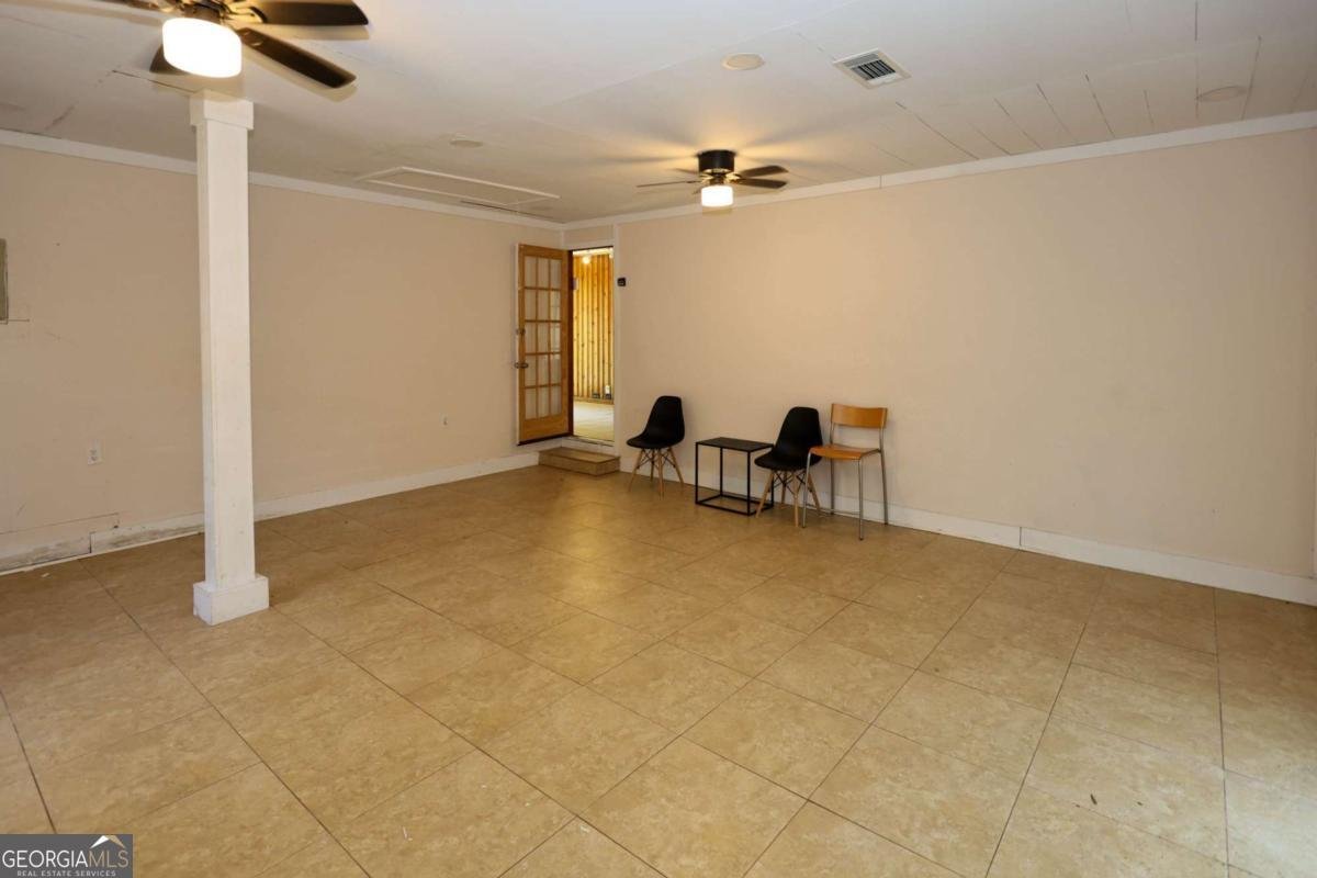 724 King Road Riverdale - Photo 19