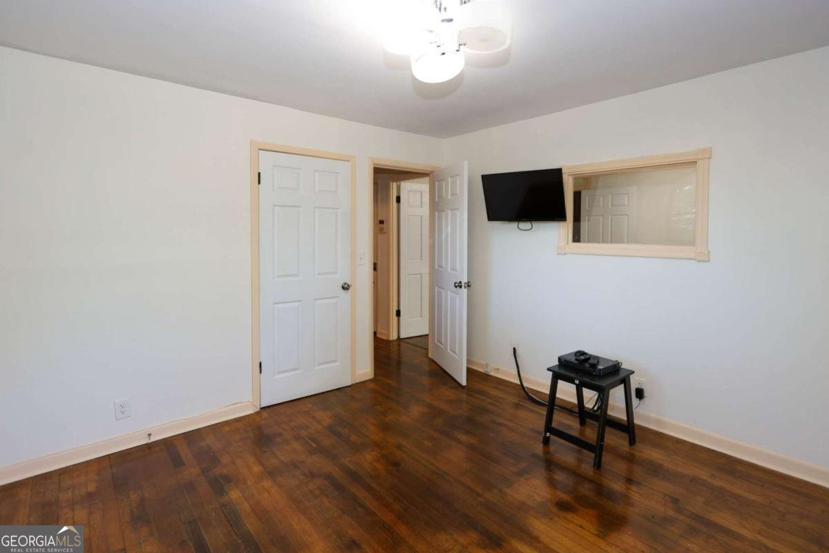 724 King Road Riverdale - Photo 37