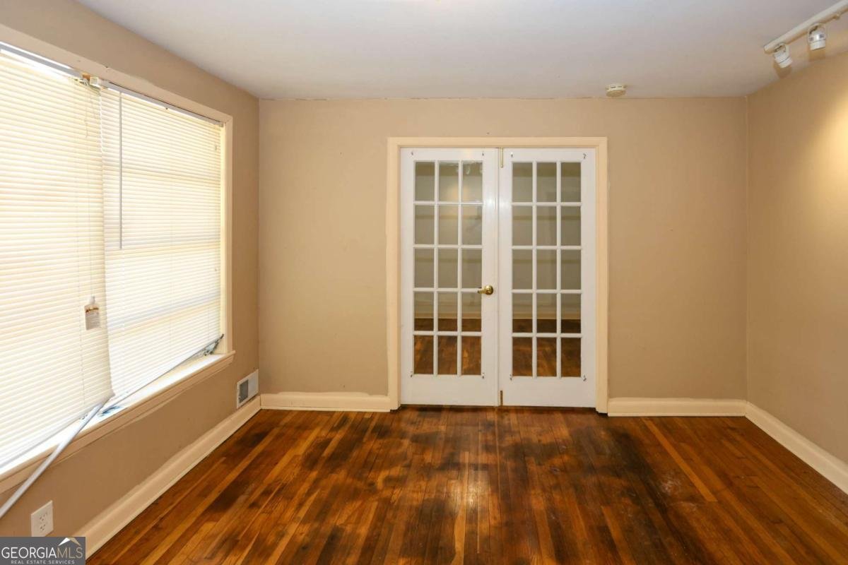 724 King Road Riverdale - Photo 42