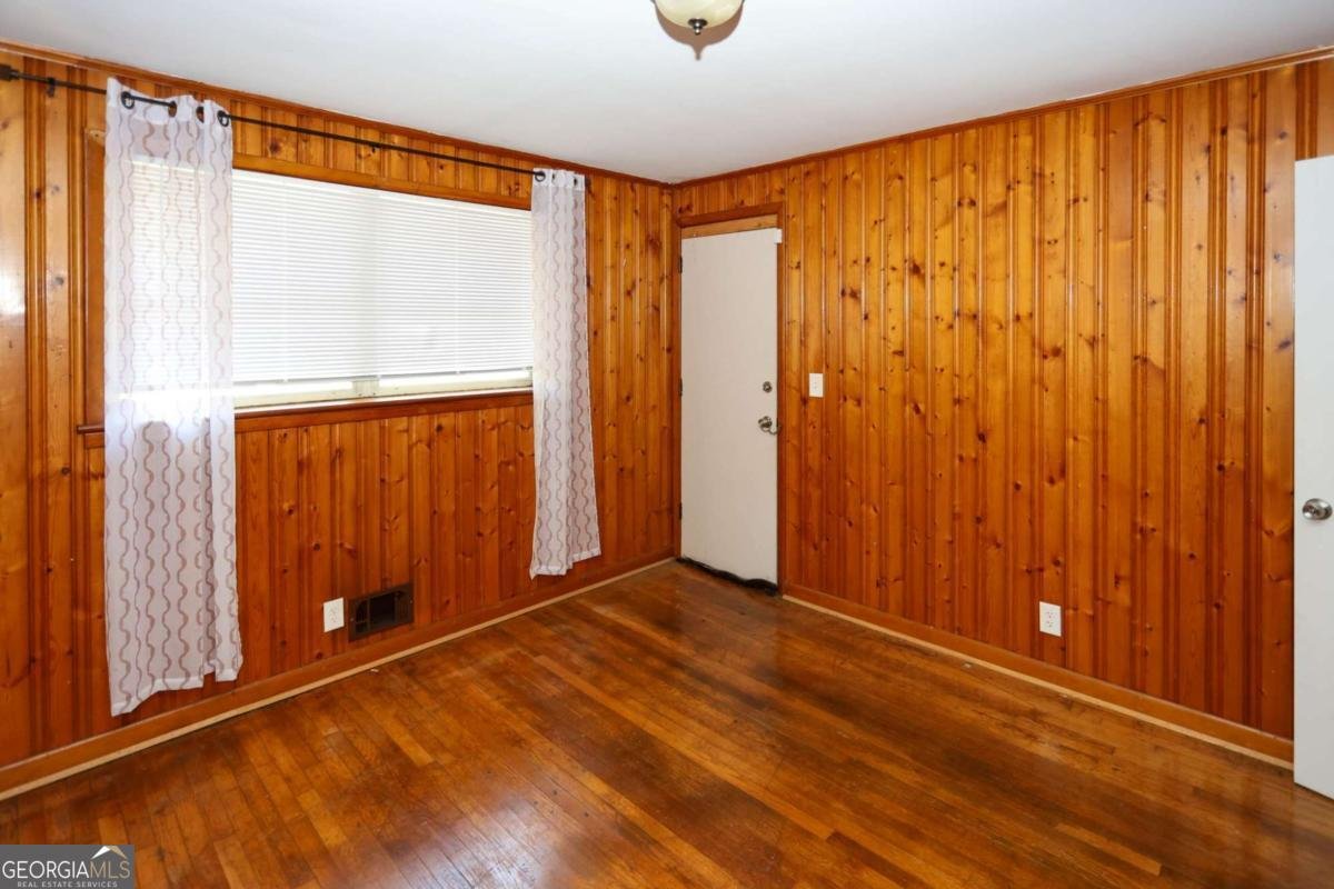 724 King Road Riverdale - Photo 43