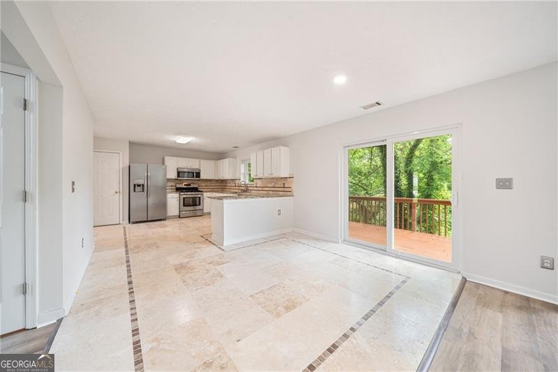 1339 Dalesford Drive Alpharetta - Photo 8