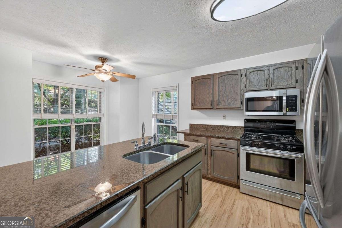 1274 Weatherstone Drive Atlanta - Photo 6