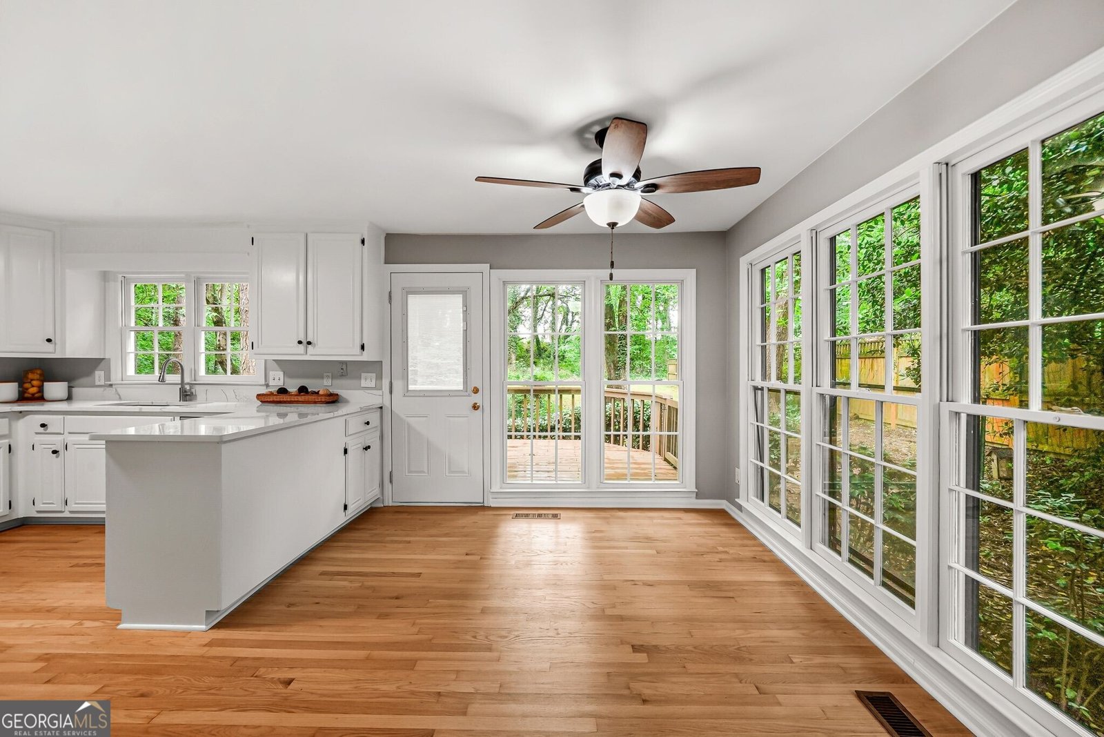 153 Lakeside Drive Kennesaw - Photo 23