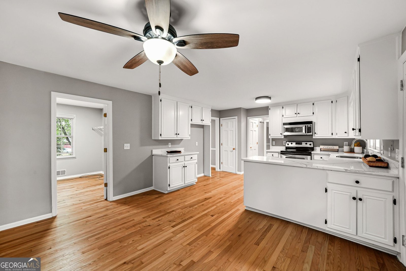 153 Lakeside Drive Kennesaw - Photo 24