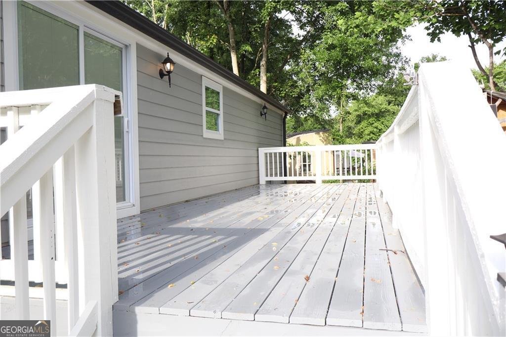 5973 Lights Ferry Road Flowery Branch - Photo 19