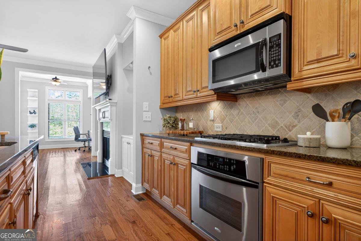 7690 Willoughby Court Alpharetta - Photo 13