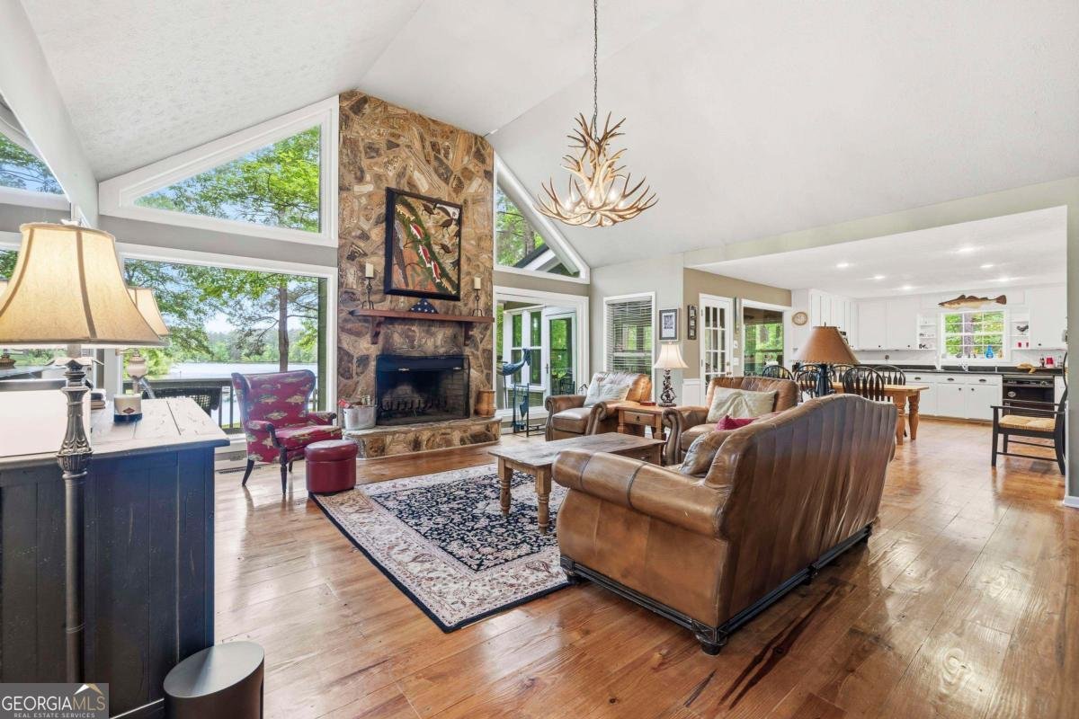 1010 Holmes Drive White Plains - Photo 13