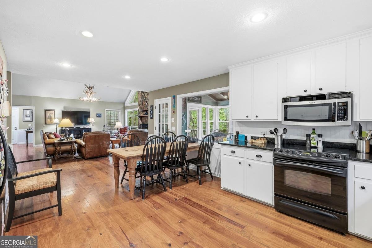 1010 Holmes Drive White Plains - Photo 24