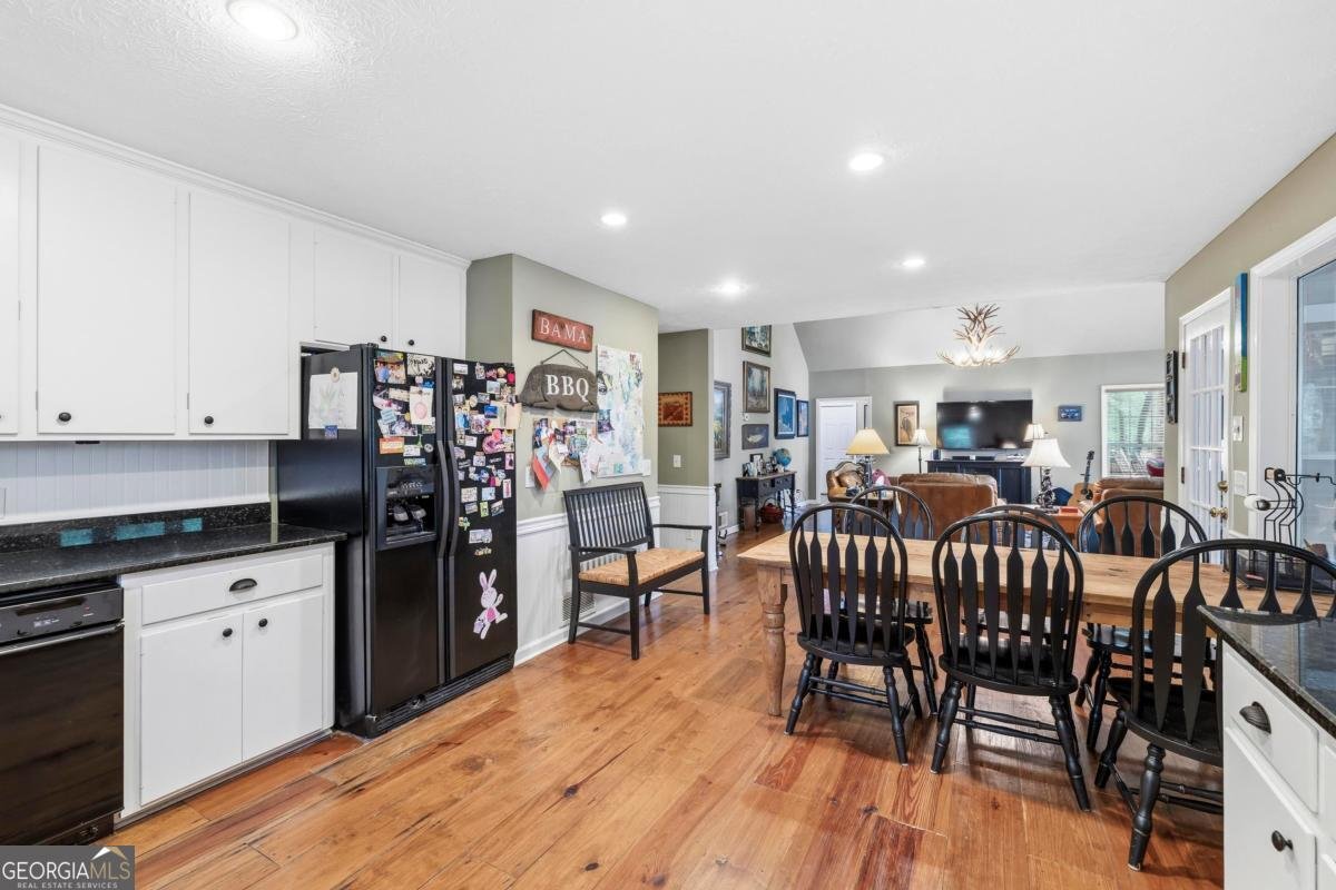 1010 Holmes Drive White Plains - Photo 25