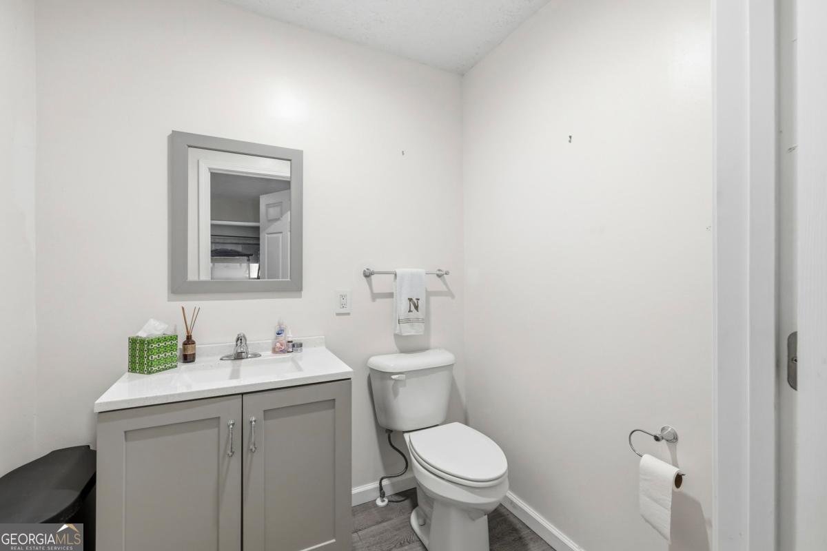 1010 Holmes Drive White Plains - Photo 32