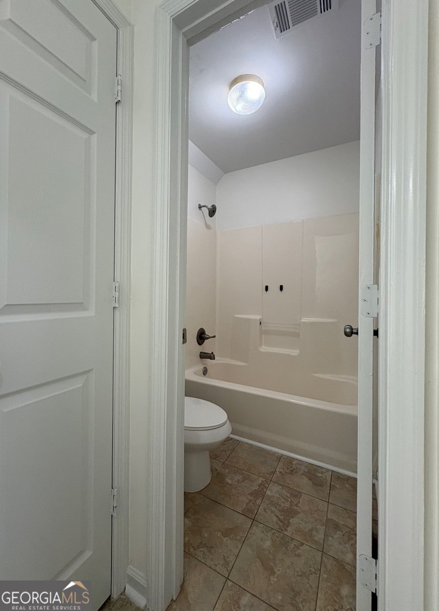 405 Ashville Drive Macon - Photo 18