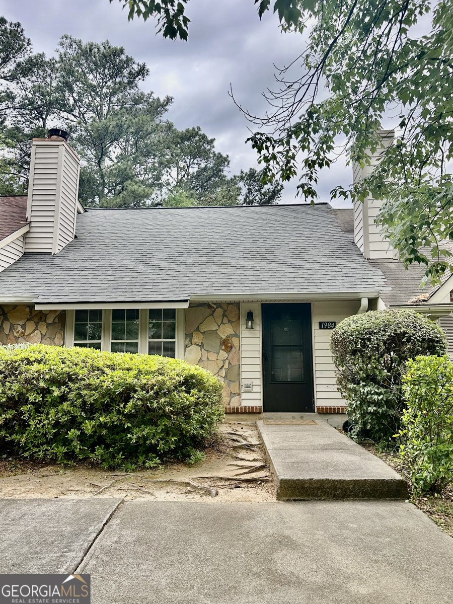 1984 Cheatham Woods Drive Marietta - main photo
