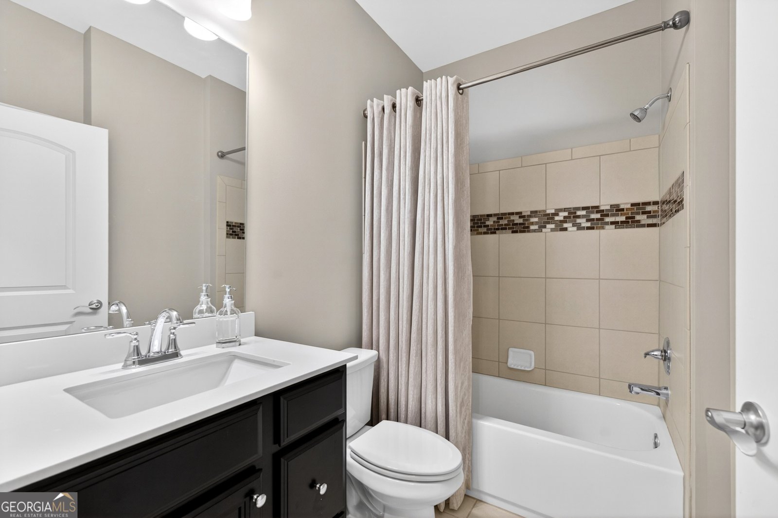 527 Margaret Lane Woodstock - Photo 9